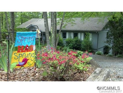 48 Oak Ridge Road