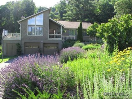12 Ridgeview Way