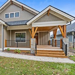127 Creekside Valley Lane