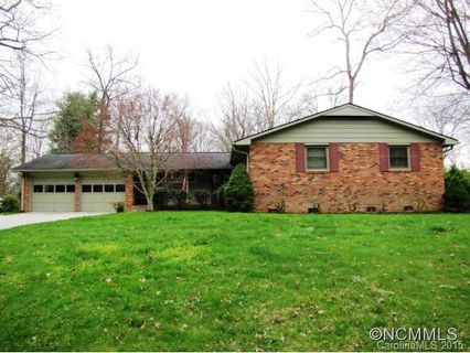 310 N Hillandale