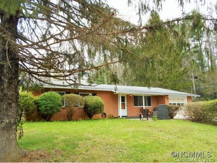 311 Pisgah Shadows Road sold home in Pisgah Shadows, Hendersonville, NC