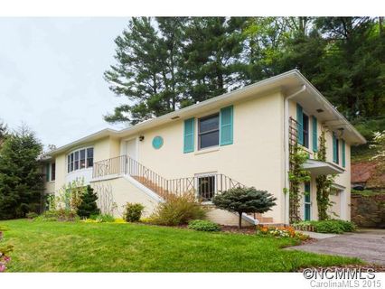 131 Cambridge Road sold home in Lookout Mountain, Asheville, NC