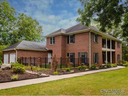 5 Walnut Lane