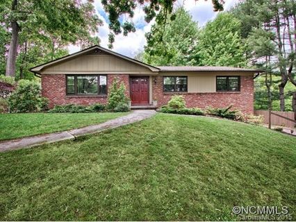 23 Sareva Place sold home in Beaver Lake, Asheville, NC