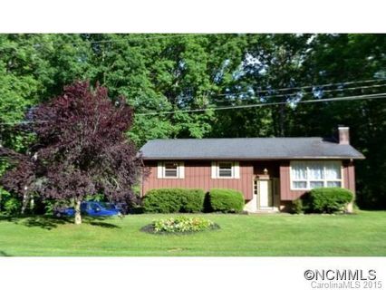 67 West Sweetbriar Lane sold home in Twelve Oaks, Etowah, NC
