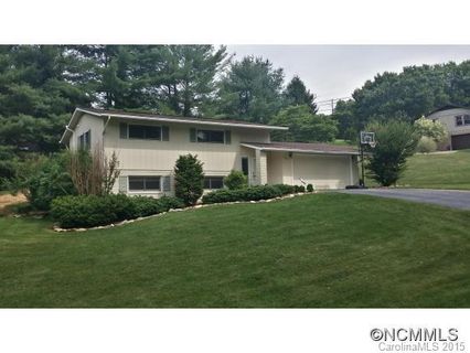 147 Camelot Drive sold home in Camelot, Clyde, NC