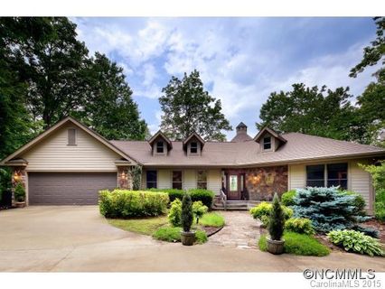 42 Okoboji Drive sold home in Okoboji Wilderness, Fletcher, NC