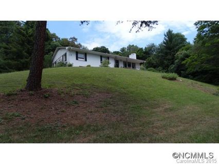 301 Stratford Road sold home in Lake View Park, Asheville, NC