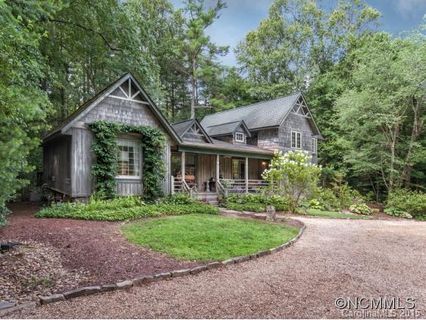 34 Deerhaven Lane sold home in Deerhaven, Asheville, NC
