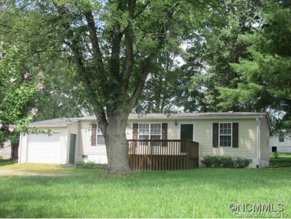 131 Leslie Way sold home in Dara Acres, Hendersonville, NC