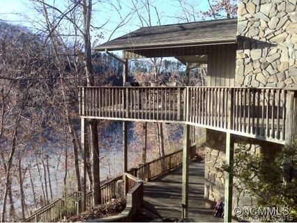 250 Lakes End