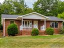 15 Spring Lake Drive sold home in Fletcher, SC