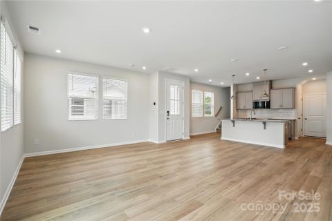2123 Vinyasa Lane
