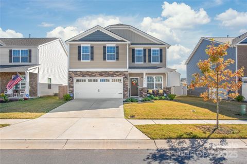9233 Mackinaw Drive