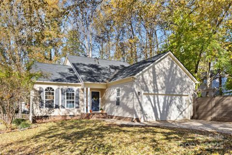 16130 Farmall Drive sold home in Harvest Pointe, Huntersville, NC