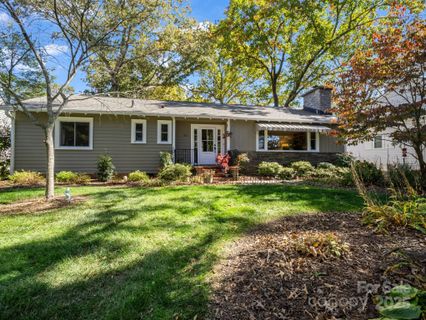 1618 Kensington Road sold home in Druid Hills, Hendersonville, NC