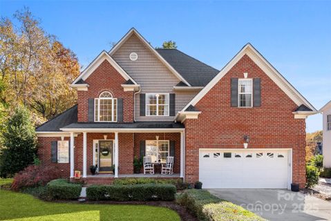 2618 Firethorn Court