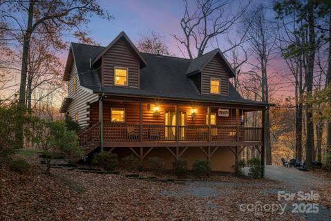 48 50 Wild Turkey Run active home in Gateway Mountain, Black Mountain, NC