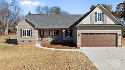 2583 Wallace Acres Lane sold home in Lincoln Forest, Lincolnton, NC