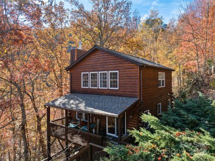 66 Saddle Drive sold home in Country Club Cove Estates, Maggie Valley, NC
