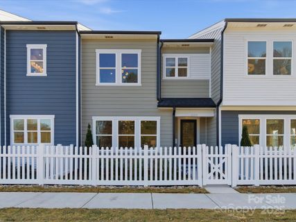 8430 Discovery Lane sold home in Ellis Townes, Charlotte, NC