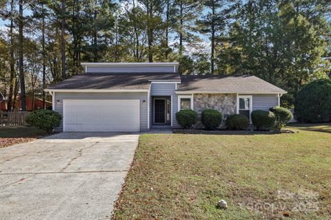 7030 Huntsmaster Drive sold home in Provincetowne, Charlotte, NC