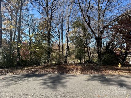 604 Sharon Drive sold home in Dalwan Heights, Statesville, NC