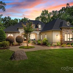 242 Anniston Way