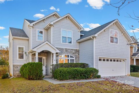 10933 Sedgemoor Lane sold home in Southampton Commons, Charlotte, NC