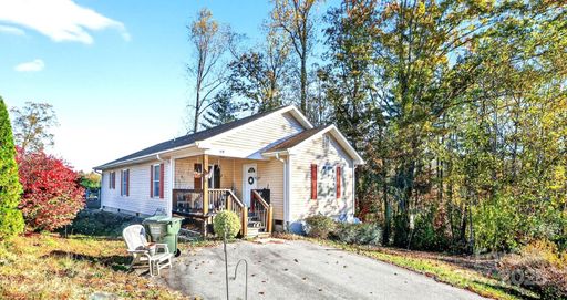 149 Victoria Springs Drive sold home in Three Seeds, Flat Rock, NC