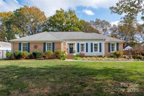 14200 Springwater Drive sold home in Springwater, Matthews, NC