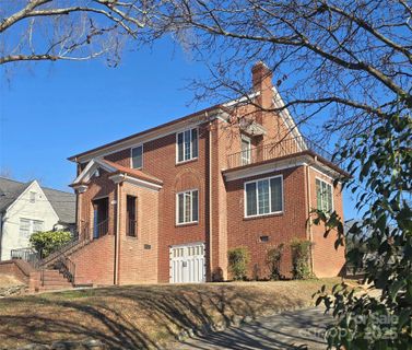 274 N 4th Street
