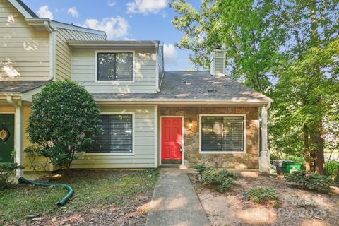 3909 N Course Drive sold home in Golfview At Raintree, Charlotte, NC