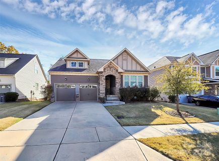 10083 Castlebrooke Drive sold home in Castlebrooke, Concord, NC