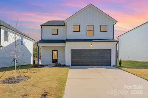 107 Silverwood Court sold home in Silverwood Court, Mooresville, NC