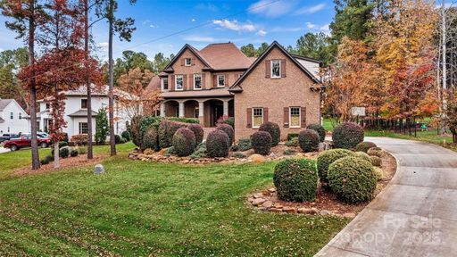 336 Kenway Loop