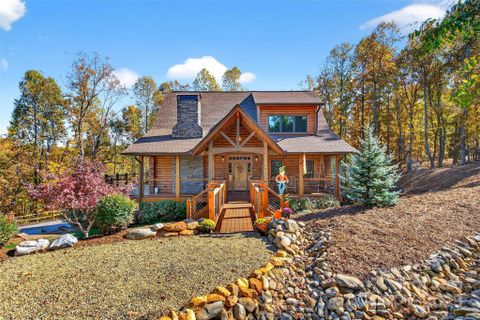 250 Woodgate Trail