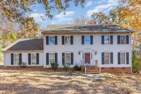 9208 Willowglen Trail sold home in Farmwood North, Charlotte, NC