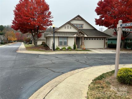 53 Barn Owl Way pending home in Wolfpen, Hendersonville, NC