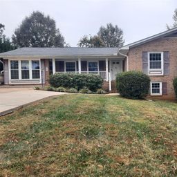 121 Greenview Drive