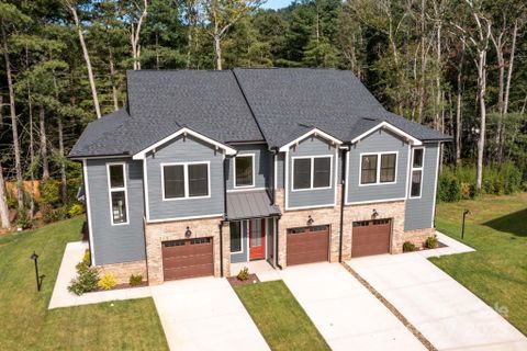 105 Collin Place pending home in Villas At Pinecroft, Asheville, NC