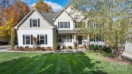 117 Isle Run Drive sold home in The Cove At Chesapeake Pointe, Mooresville, NC