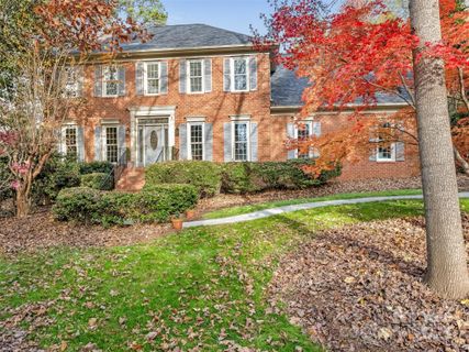 7016 Horseman Cove sold home in Providence Woods South, Matthews, NC
