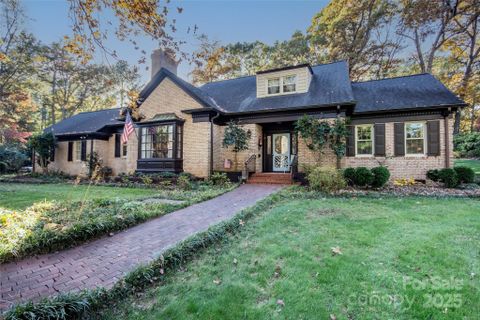 Homes in Valley Stream, Statesville