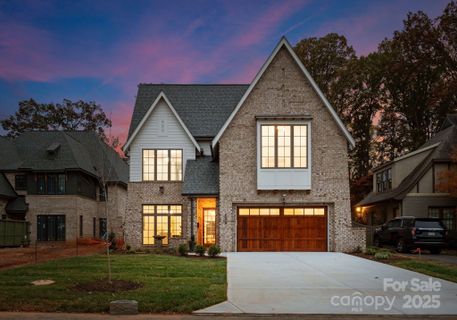 150 N Canterbury Road