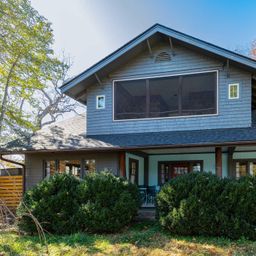 302 Iron Ridge Loop