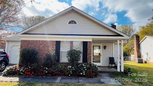 4712 Harri Ann Drive sold home in Hunters Creek, Charlotte, NC