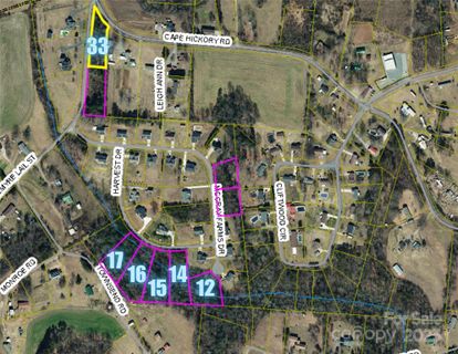 Homes in McCray Farms, Hickory