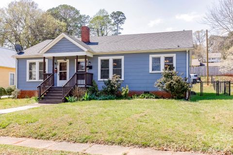 114 S Mitchell Street