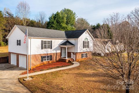 112 Meadowcreek Drive sold home in Meadowcreek, Hudson, NC